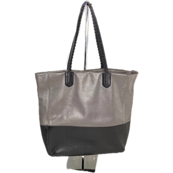 Cynthia Rowley Large Leather Pocket Shoulder Bag - Picture 3 of 11